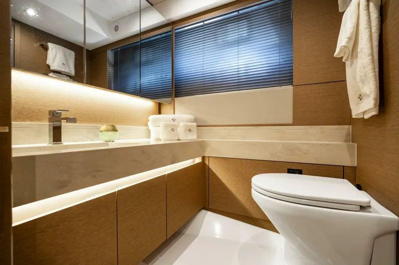 Slide: The Image of Prestige 520 2023 - 5499087