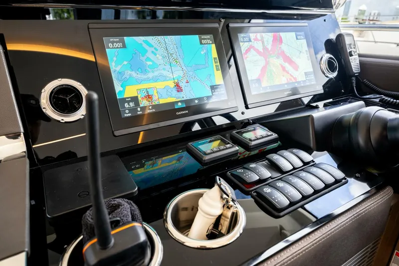 Slide: The Image of Prestige 520 2023 - 5499092