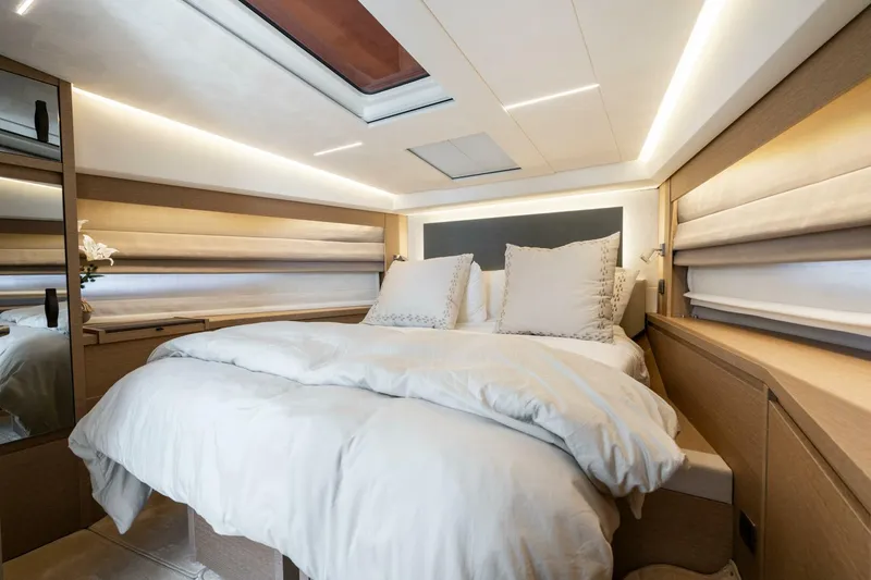 Slide: The Image of Prestige 520 2023 - 5499097