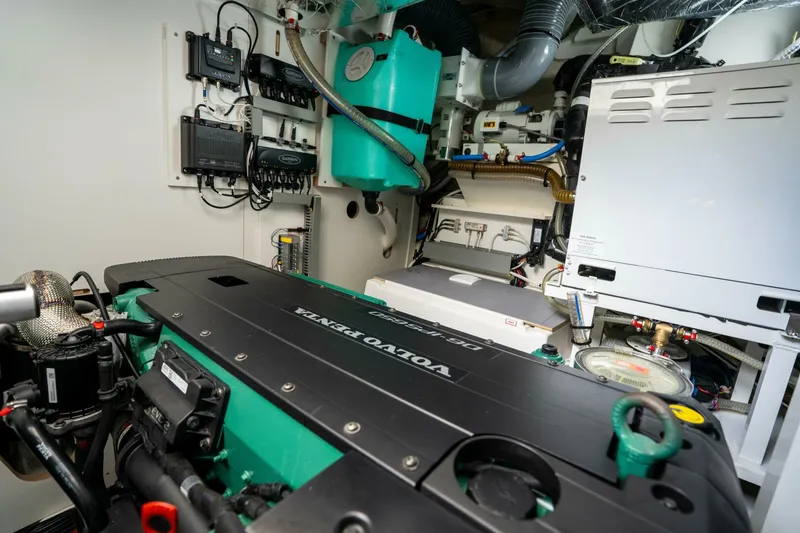 Slide: The Image of Prestige 520 2023 - 5499104