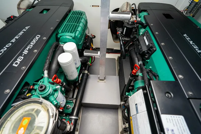 Slide: The Image of Prestige 520 2023 - 5499105