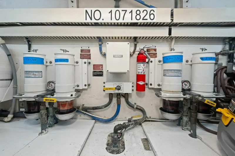 Slide: The Image of Hatteras Sport Fisherman 1998 - 5425986