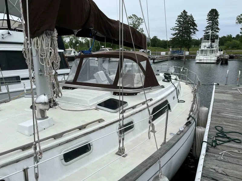 The Image of Morgan 43 1987 - 5426058