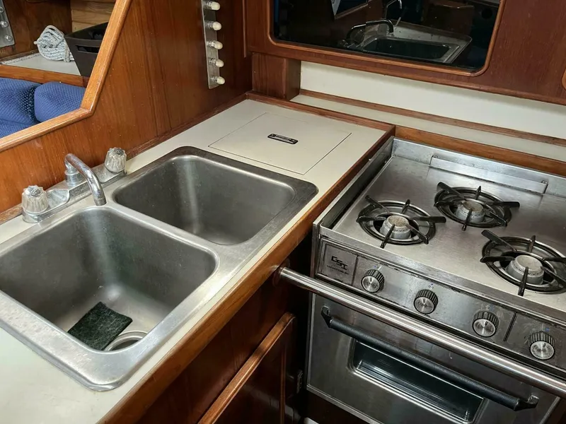 Slide: The Image of Morgan 43 1987 - 5426049