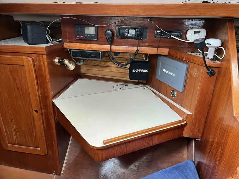 Slide: The Image of Morgan 43 1987 - 5426047