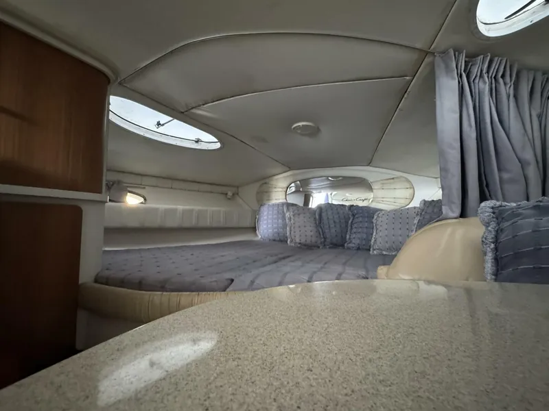 Slide: The Image of Chris-Craft 328 2002 - 5427021