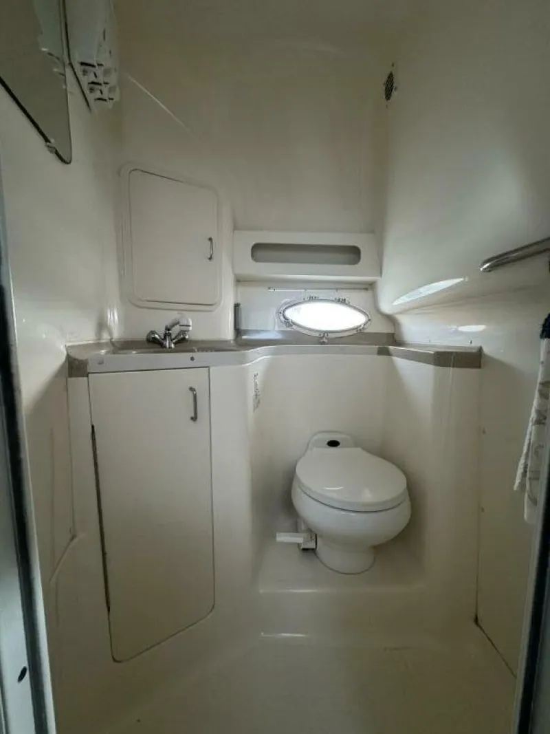 Slide: The Image of Chris-Craft 328 2002 - 5427030