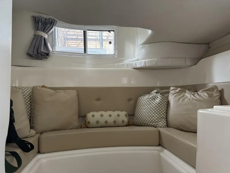 Slide: The Image of Chris-Craft 328 2002 - 5427011