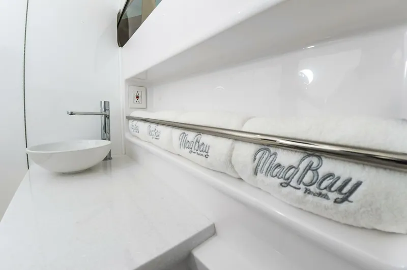 Slide: The Image of 5c4046f4 6fd7 4de0 B930 6666cac719f7 - 5427564