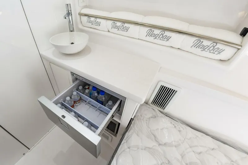 Slide: The Image of A276c3b0 E17d 4aef Bd18 D4a56ff83b8e - 5427567