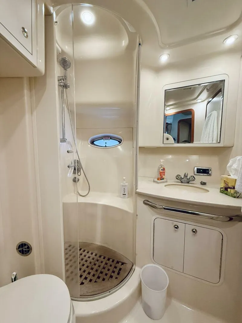 Slide: The Image of Sea Ray 480 Motor Yacht 2003 - 5494827