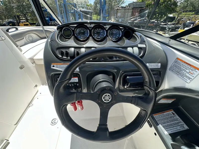 Slide: The Image of Yamaha 21 2011 - 5427818