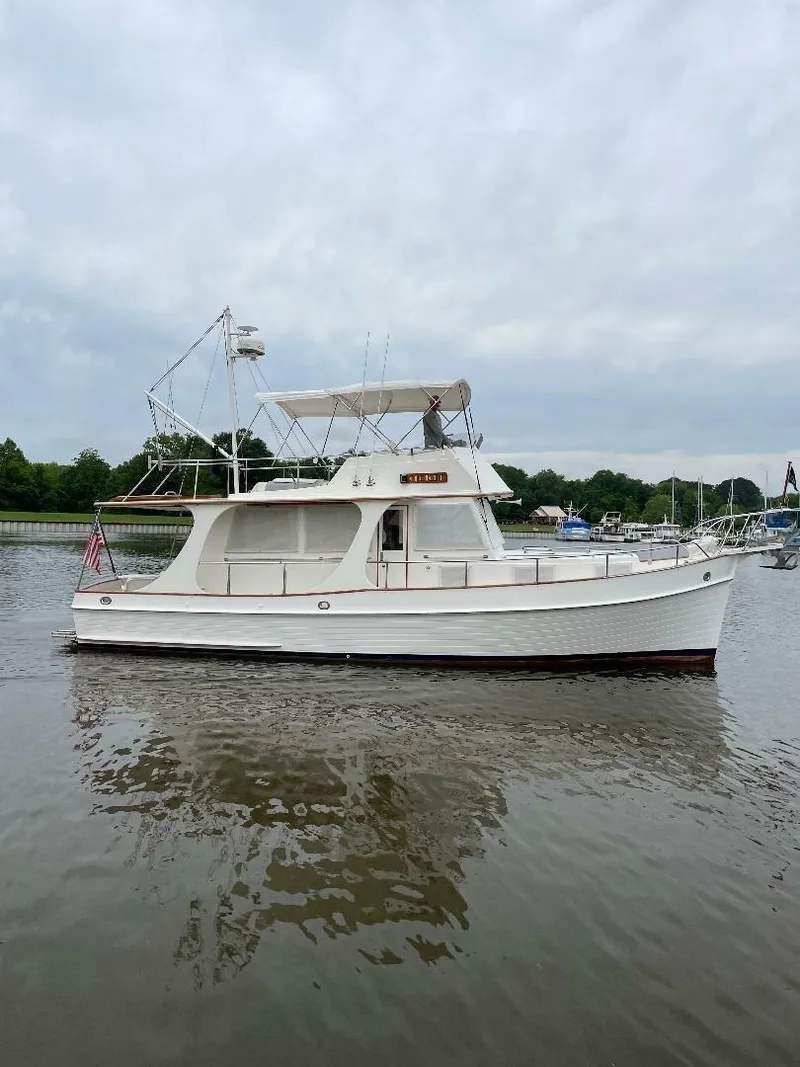 The Image of 36' Grand Banks starboard profile  - 5428336