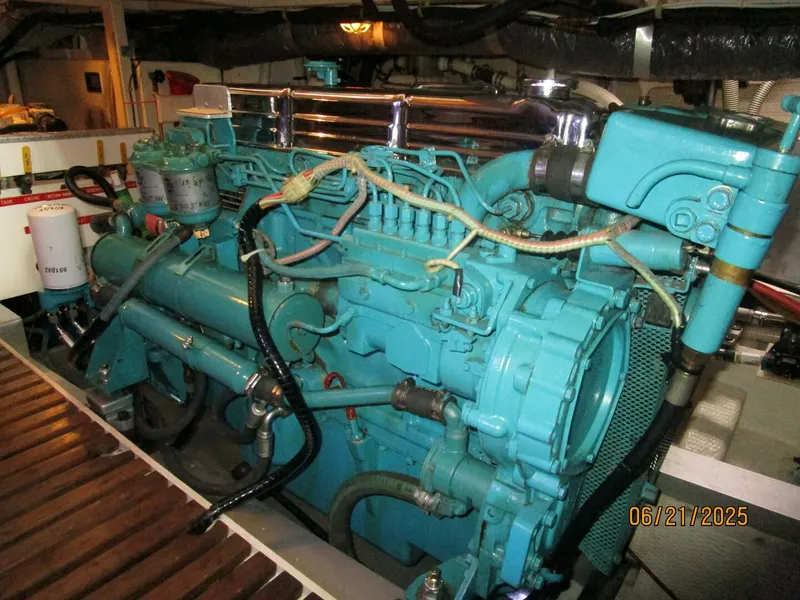 Slide: The Image of 36' Grand Banks main engine1 - 5428305