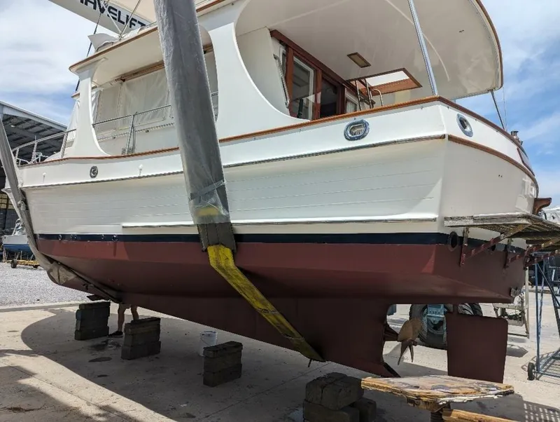 Slide: The Image of 36' Grand Banks hauled out2 - 5428299