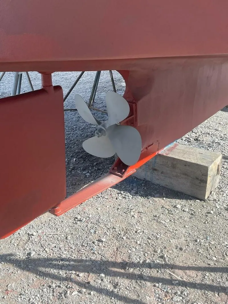 Slide: The Image of 36' Grand Banks running gear - 5428321