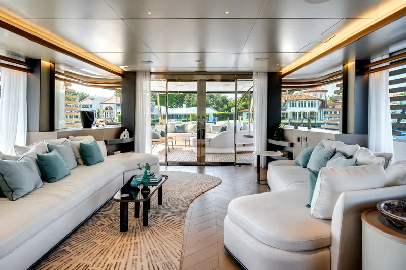 Slide: The Image of Azimut Magellano 30M 2026 - 5833316