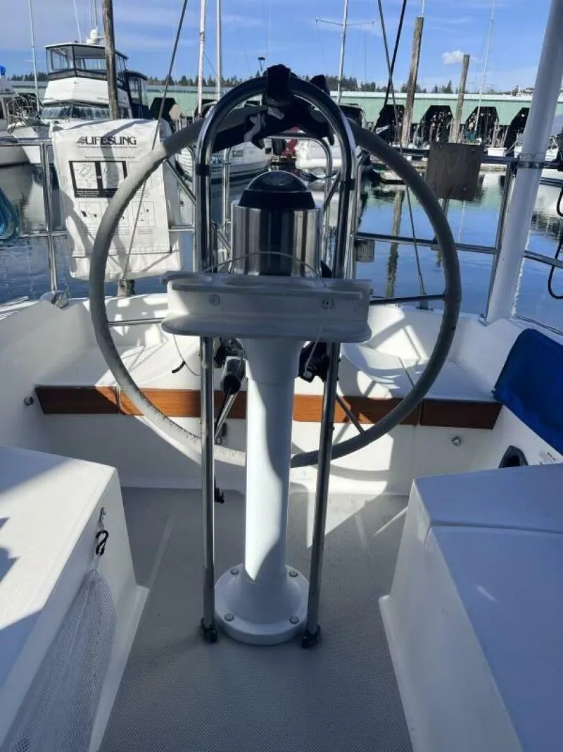 Slide: The Image of Catalina 36 1989 - 5428385