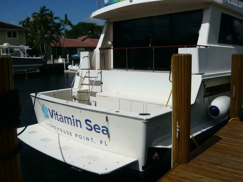 Slide: The Image of Viking Cockpit Motor Yacht 1990 - 5429054