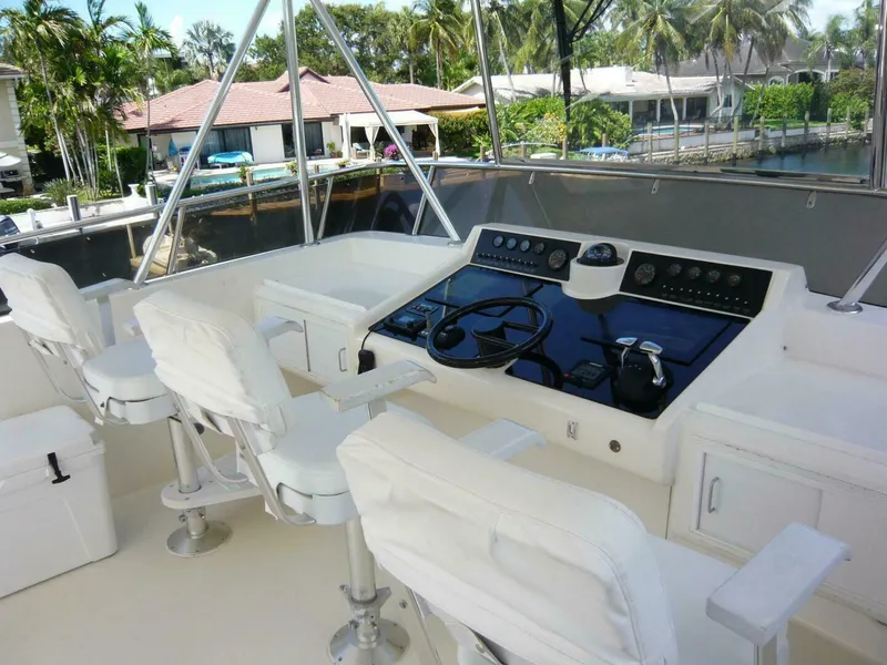 Slide: The Image of Viking Cockpit Motor Yacht 1990 - 5429085