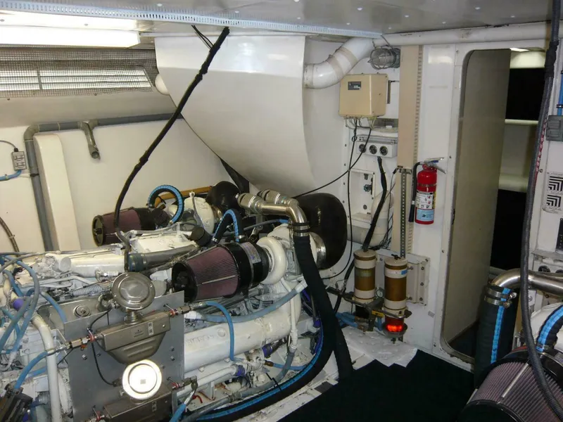 Slide: The Image of Viking Cockpit Motor Yacht 1990 - 5429103