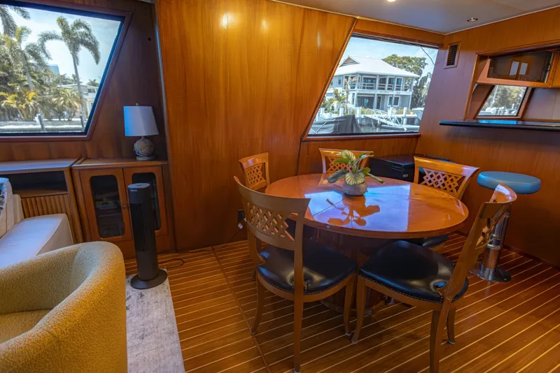 Slide: The Image of Viking Cockpit Motor Yacht 1990 - 7088422
