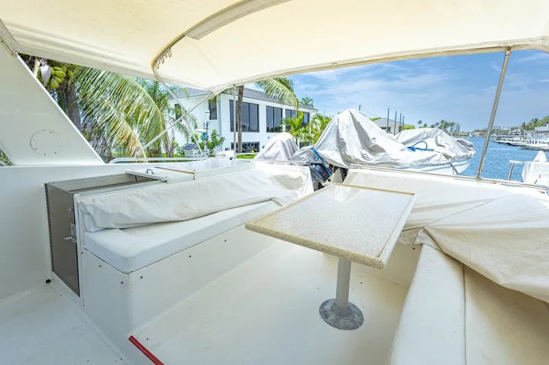 Slide: The Image of Viking Cockpit Motor Yacht 1990 - 7088481
