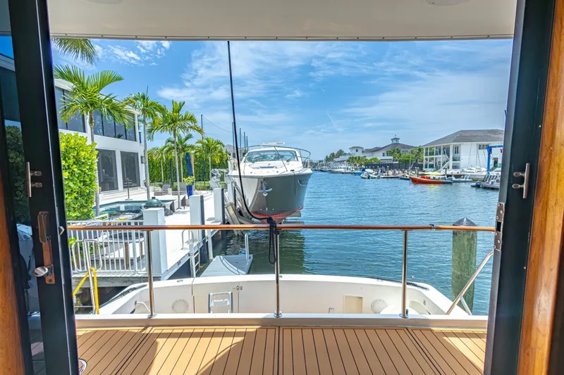 Slide: The Image of Viking Cockpit Motor Yacht 1990 - 7088475
