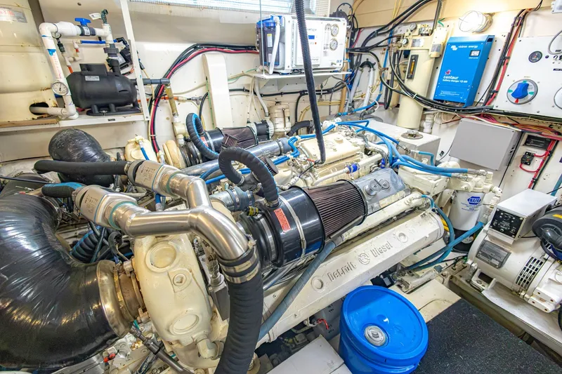 Slide: The Image of Viking Cockpit Motor Yacht 1990 - 7088452