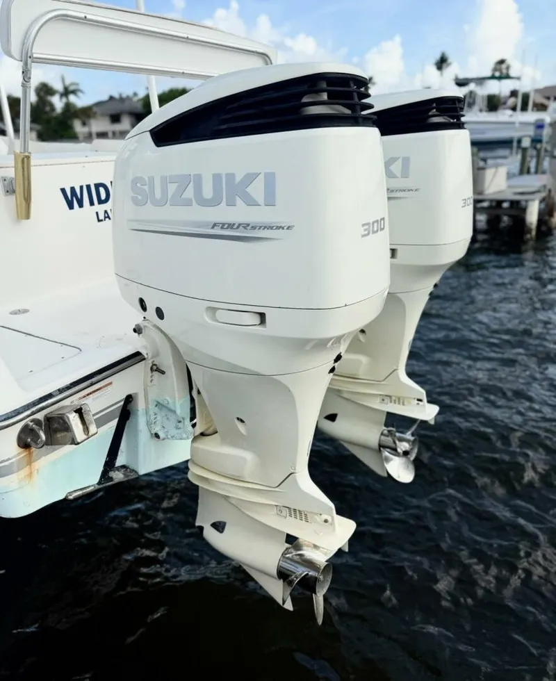 Slide: The Image of 2003 Pursuit 3070 Offshore Center Console - 5428816