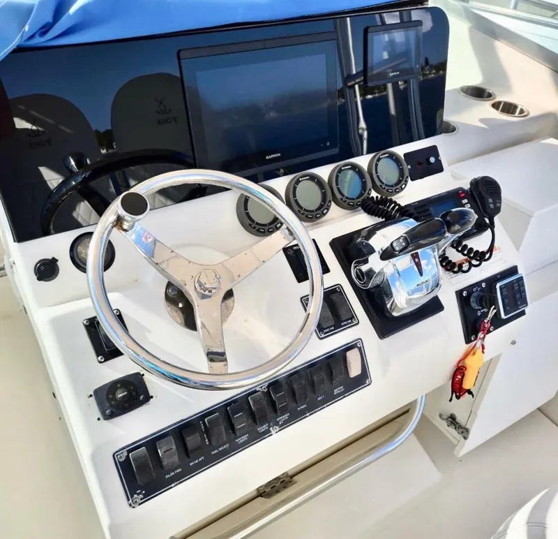 Slide: The Image of 2003 Pursuit 3070 Offshore Center Console - 5428806
