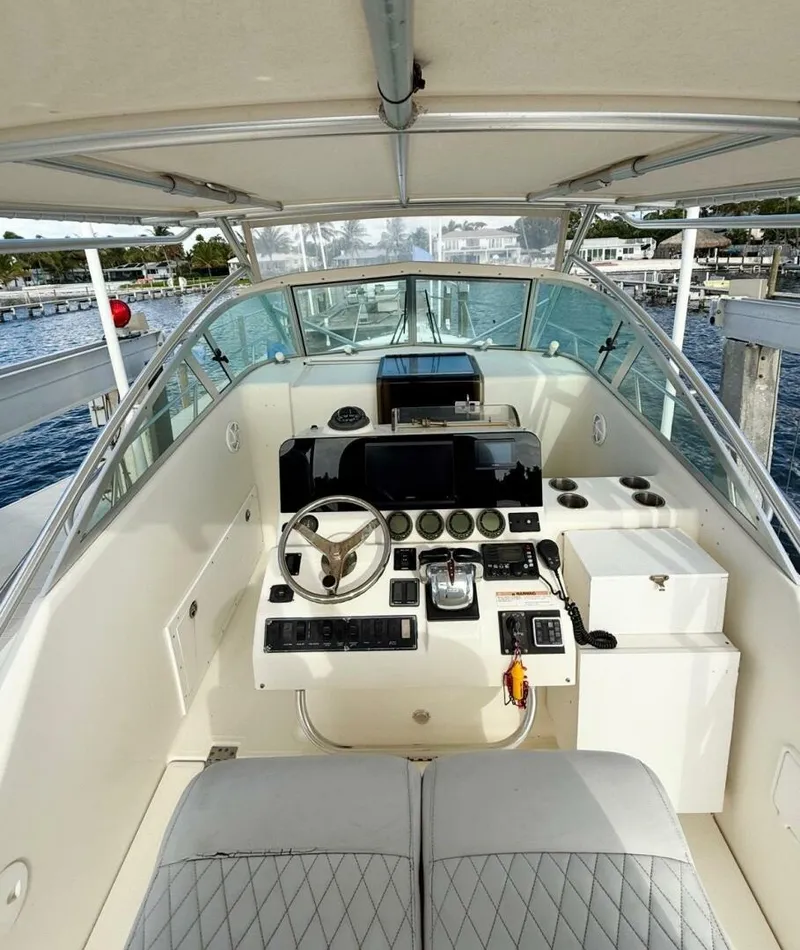 Slide: The Image of 2003 Pursuit 3070 Offshore Center Console - 5428817