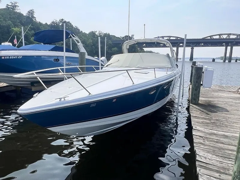 The Image of Formula 330 Sun Sport 2005 - 5428741