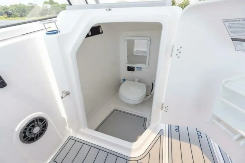 Slide: The Image of Sea Fox 268 Traveler 2026 - 5428978