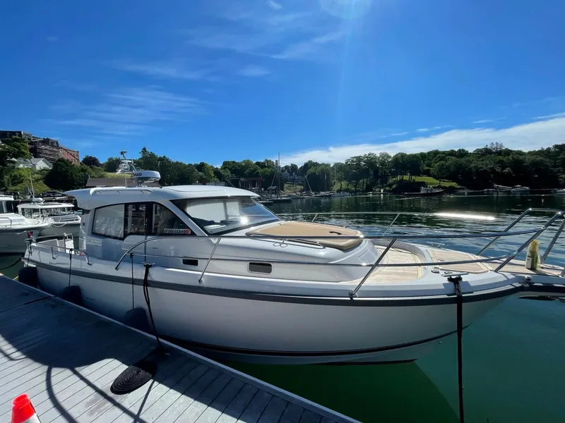 The Image of Nimbus 365 Coupe 2022 - 5429045