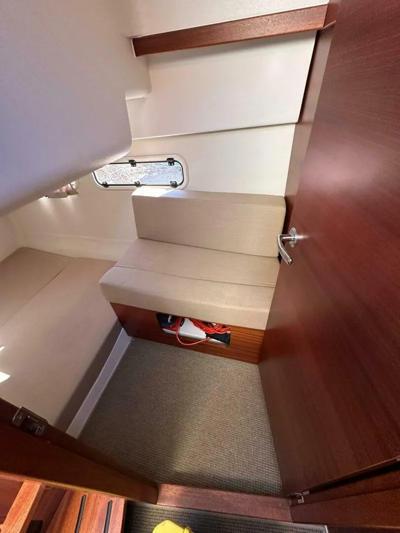 Slide: The Image of Nimbus 365 Coupe 2022 - 5429048