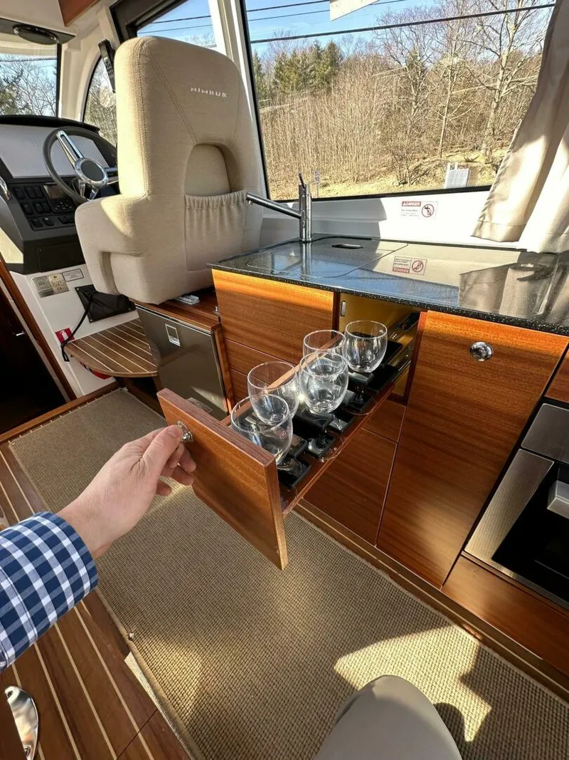 Slide: The Image of Nimbus 365 Coupe 2022 - 5429050