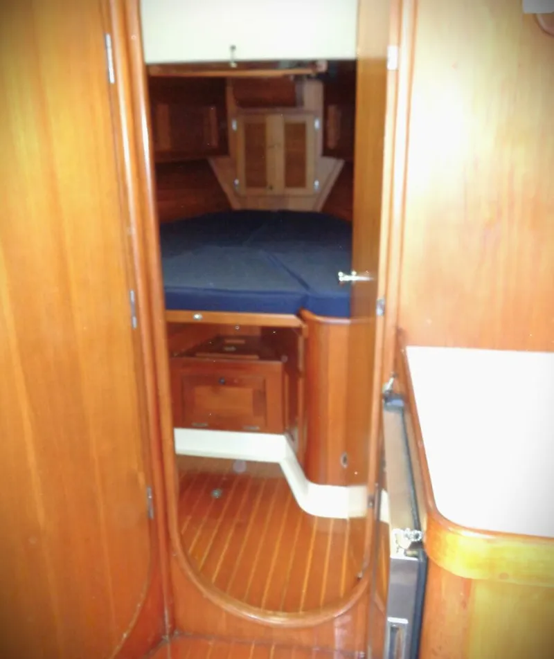 Slide: The Image of Bristol 41.1 1983 - 5429461