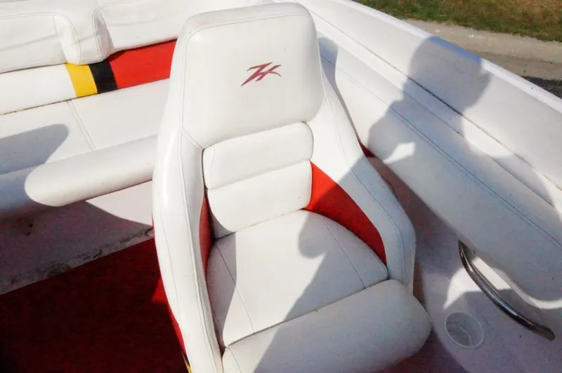 Slide: The Image of Donzi 220 ZX 1998 - 5560074