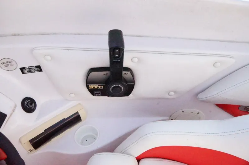 Slide: The Image of Donzi 220 ZX 1998 - 5560076