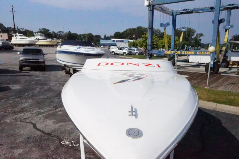 【4】 Iconic Marine Group 220 ZX 1998 - Marine Source