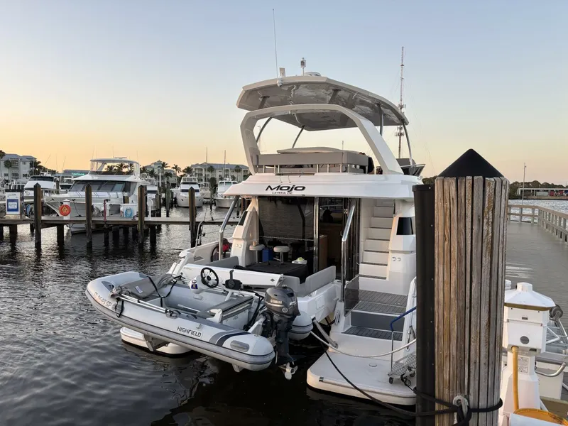 Slide: The Image of Aquila 44 2020 - 5429731