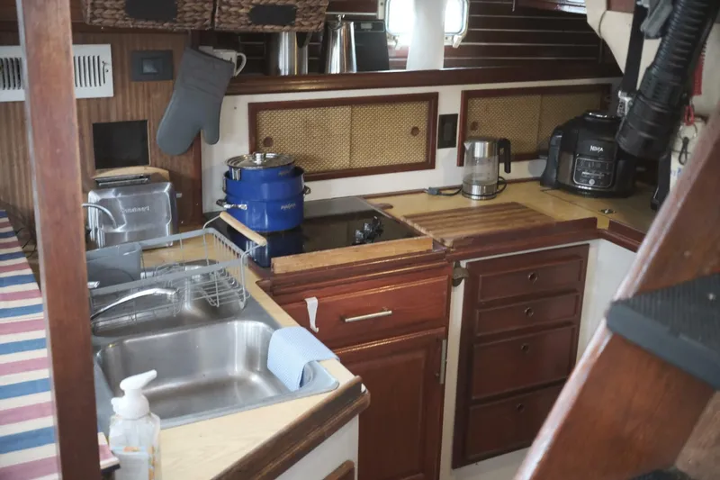 Slide: The Image of Irwin 52 1979 - 5571025