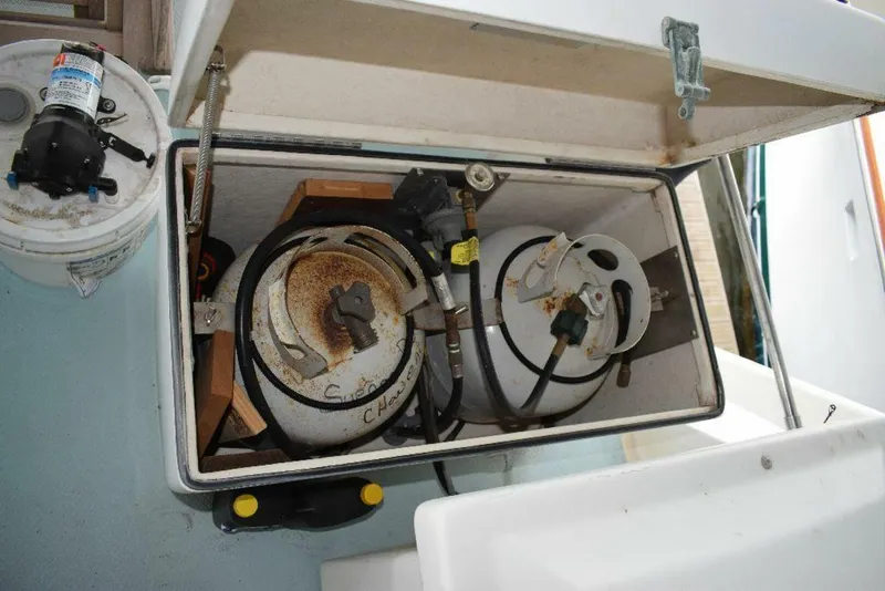 Slide: The Image of DeFever 44 1984 - 5483754