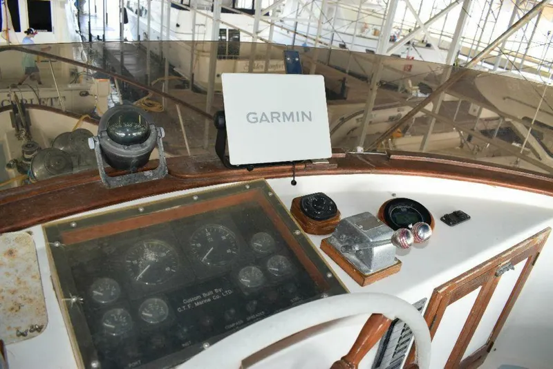 Slide: The Image of DeFever 44 1984 - 5483757