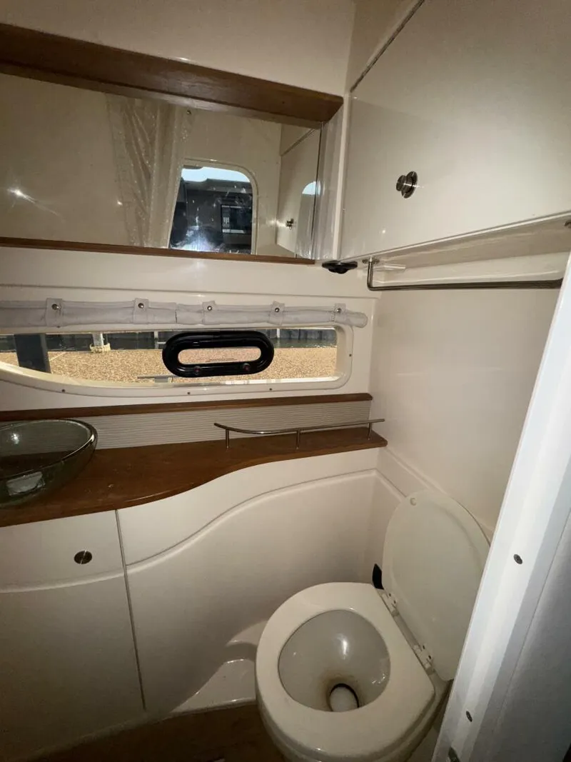 Slide: The Image of Sea Ray 350 Sundancer 2016 - 5461488