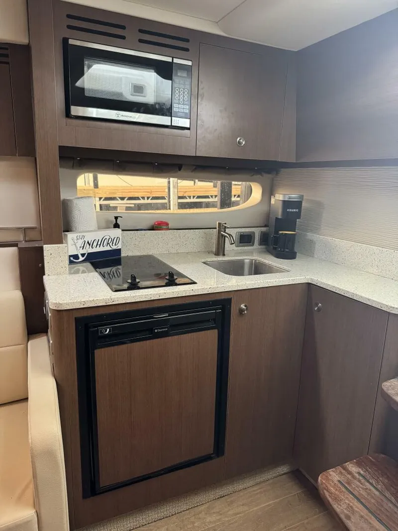 Slide: The Image of Sea Ray 350 Sundancer 2016 - 5461395