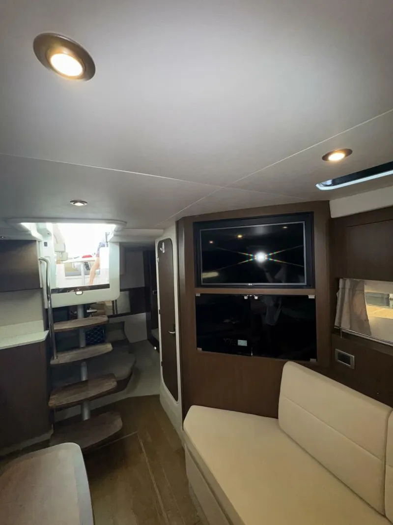 Slide: The Image of Sea Ray 350 Sundancer 2016 - 5461498