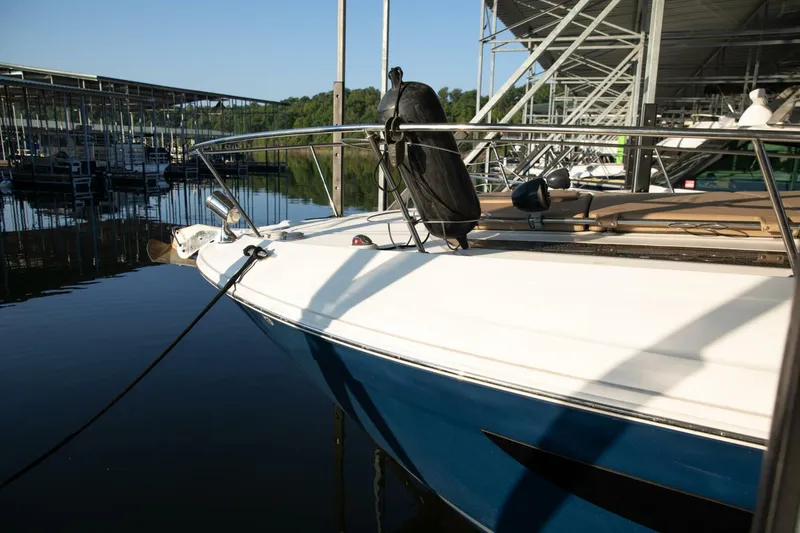 Slide: The Image of Sea Ray 350 Sundancer 2016 - 5566076