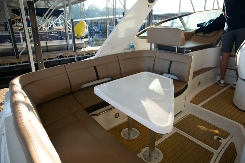 Slide: The Image of Sea Ray 350 Sundancer 2016 - 5566099